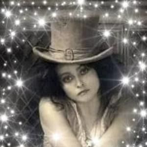 Meet your Posher, Sandy